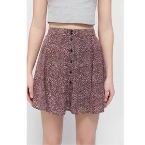 ★ UO urban outfitters mini skirt - Dark Pink leaopard print ★